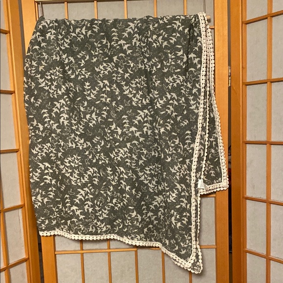 Cost Plus World Market Accessories - World Market 100 % cotton lightweight Bird Print Scarf Olive Green & Off White